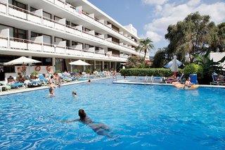 Ferien im Hotel Arenal 2024/2025 - hier günstig online buchen
