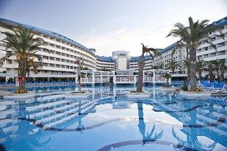 Ferien im Crystal Admiral Resort Suites & Spa 2024/2025 - hier günstig online buchen