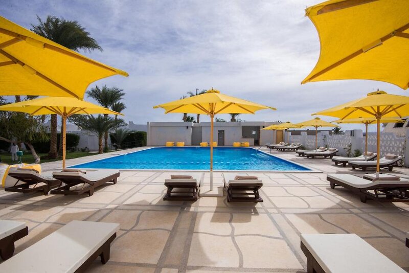 Ferien im Urlaub Last Minute im Shams Lodge Water Sports Resort - hier günstig online buchen