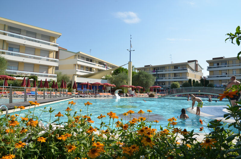 Ferien im Villaggio & Aparthotel Planetarium Resort 2024/2025 - hier günstig online buchen