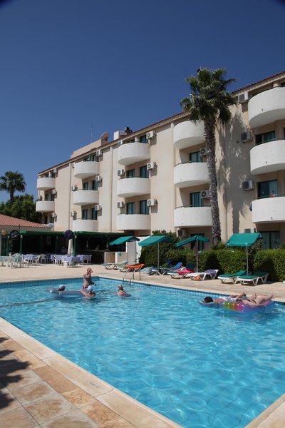 Ferien im Mandalena Hotel Apartments 2024/2025 - hier günstig online buchen