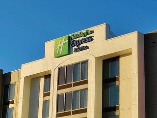 Ferien im Holiday Inn Express Hotel & Suites Dallas Ft. Worth Airport South 2024/2025 - hier günstig online buchen