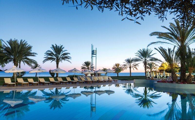 Ferien im Constantinou Bros Athena Royal Beach Hotel 2024/2025 - hier günstig online buchen