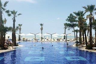 Ferien im Urlaub Last Minute im Grand Blue Fafa Resort - hier günstig online buchen