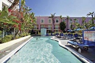 Ferien im Urlaub Last Minute im Ramada Plaza by Wyndham West Hollywood Hotel & Suites - hier günstig online buchen