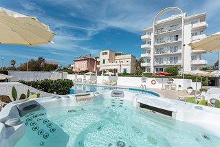 Ferien im Urlaub Last Minute im Hotel & Residence Cavalluccio Marino - hier günstig online buchen