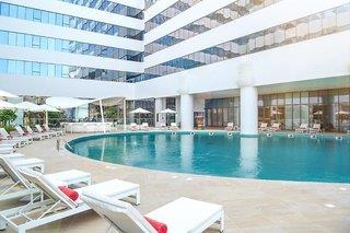 Ferien im Al Jaddaf Rotana Suite Hotel 2024/2025 - hier günstig online buchen