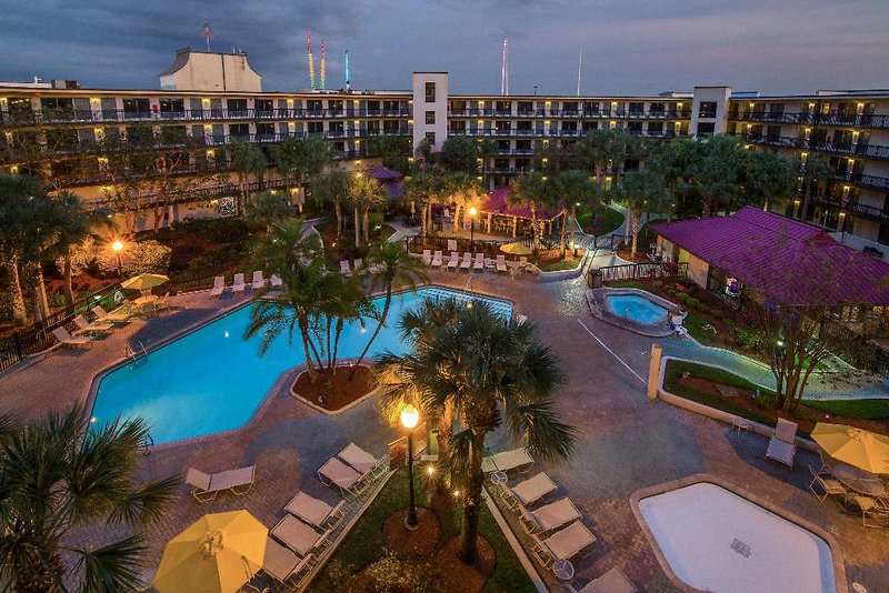 Ferien im Staybridge Suites - Orlando Royale Parc Suites 2024/2025 - hier günstig online buchen
