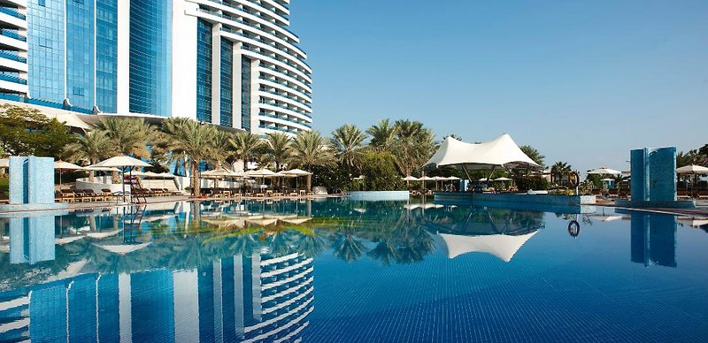 Ferien im Urlaub Last Minute im Le Meridien Al Aqah Beach Resort - hier günstig online buchen