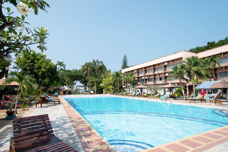 Ferien im Basaya Beach Hotel & Resort 2024/2025 - hier günstig online buchen