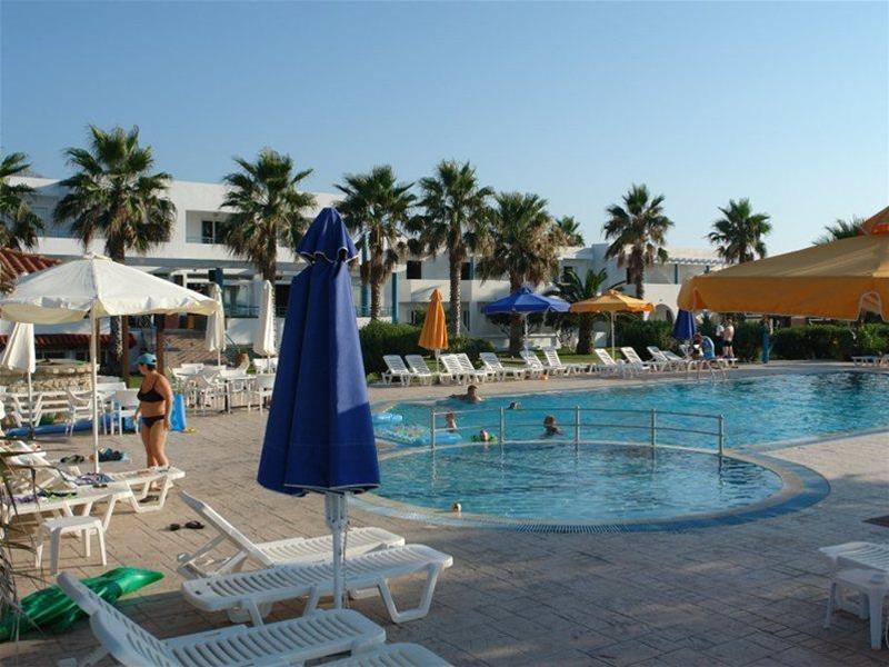 Ferien im Irina Beach Hotel 2024/2025 - hier günstig online buchen