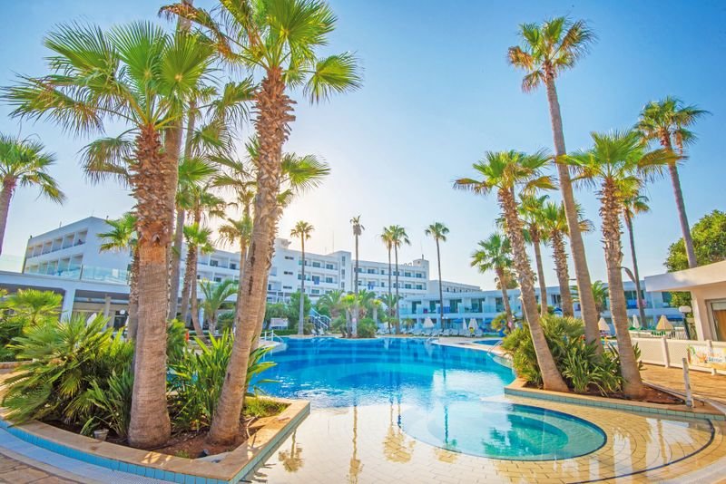 Ferien im The Dome Beach Hotel & Resort 2024/2025 - hier günstig online buchen