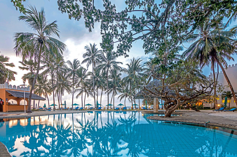 Ferien im Urlaub Last Minute im Bamburi Beach Hotel - hier günstig online buchen