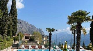 Ferien im Hotel Village Bazzanega 2024/2025 - hier günstig online buchen