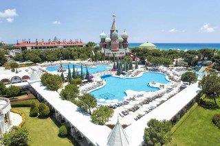 Ferien im Kremlin Palace 2024/2025 - hier günstig online buchen