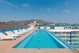 Ferien im L Azure Hotel 2024/2025 - hier günstig online buchen