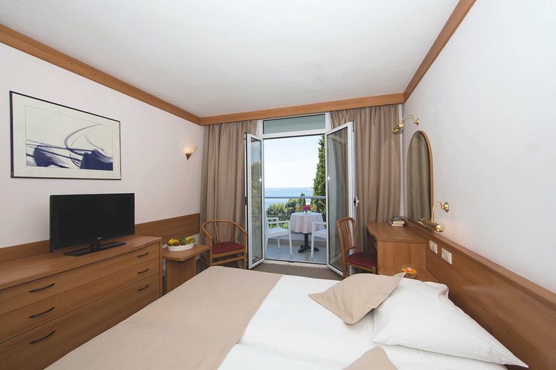 Ferien im Hotel Astarea I 2024/2025 - hier günstig online buchen