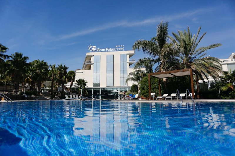Ferien im Urlaub Last Minute im Gran Palas Experience Spa & Beach Resort - hier günstig online buchen