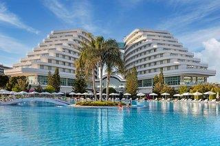 Ferien im Miracle Resort Hotel 2024/2025 - hier günstig online buchen