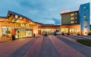Ferien im H2O Hotel Therme Resort 2024/2025 - hier günstig online buchen