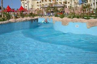 Ferien im Serenity Fun City Resort 2024/2025 - hier günstig online buchen